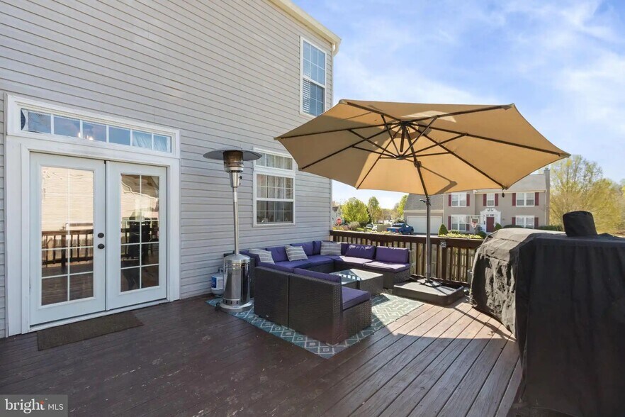 Building Photo - 6 Beau Ridge Dr