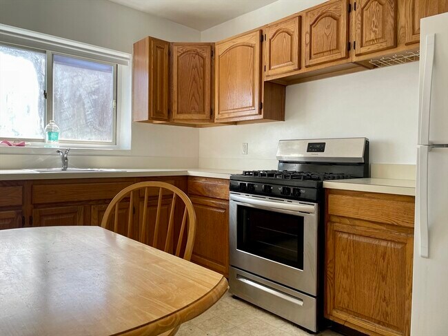 Building Photo - 76 Euston Rd