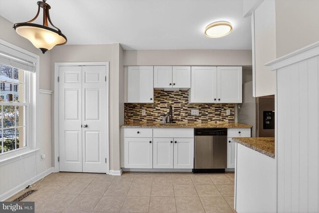 Building Photo - 5816 Apple Wood Ln