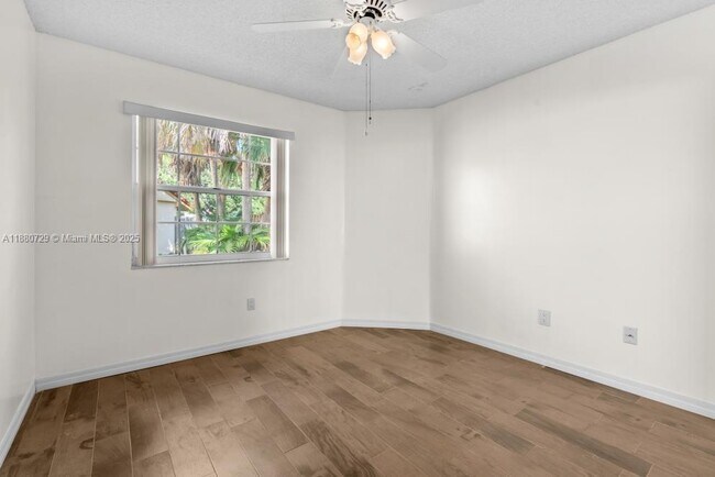 Building Photo - 11221 SW 149th Pl