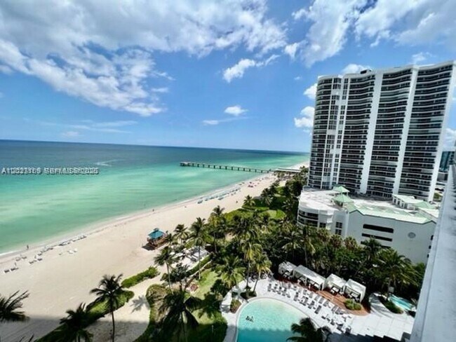 Building Photo - 16901 Collins Ave