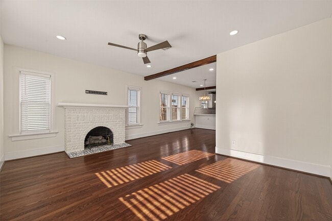 Building Photo - 2417 Ruth St