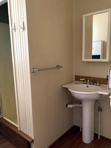 Bathroom 2, shower & pedestal sink - 264 N 13th St