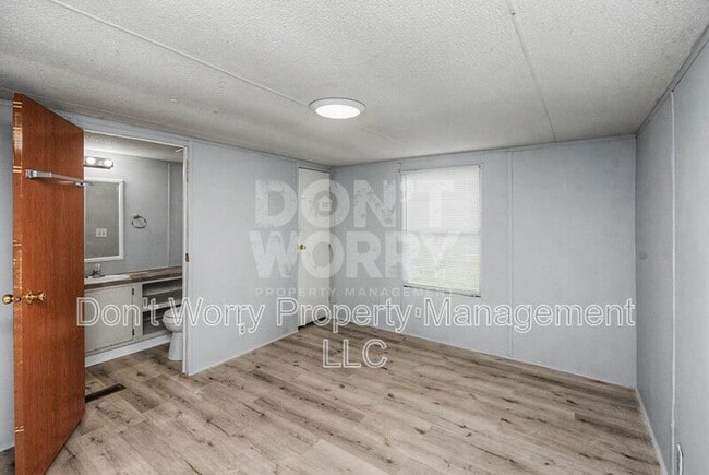 Building Photo - 900 Frye Rd