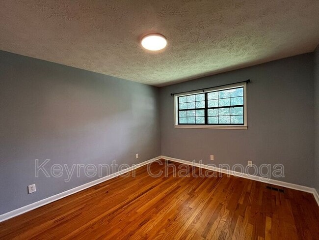 Building Photo - 7714 Basswood Dr