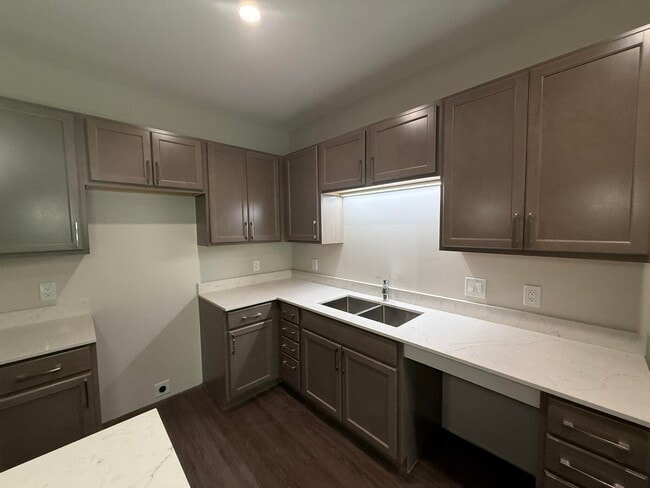 Building Photo - 2645 Burton Rd