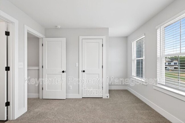 Building Photo - 4655 Canter Park Ln