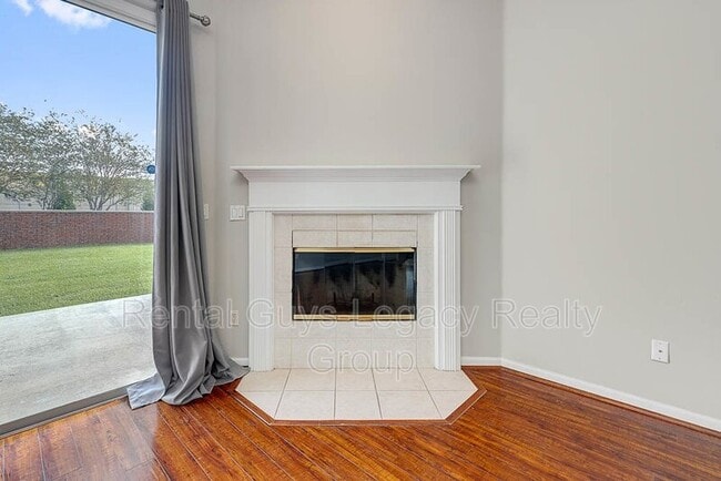 Building Photo - 11498 Chase Meadows Dr S