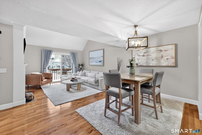 Building Photo - 3200 Madison Ave