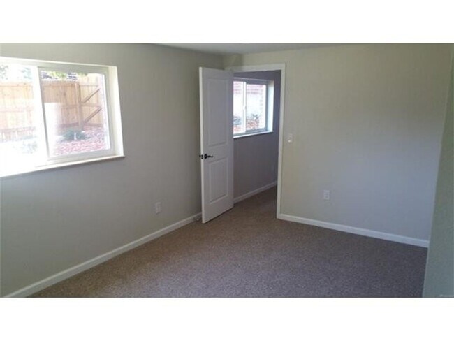 Building Photo - Newly Remodeled 3 Bed/2.5 Bath Duplex in Wheat Ridge