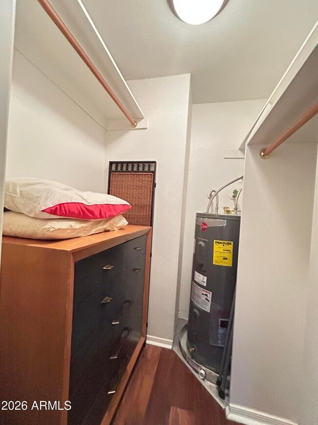 Building Photo - 14203 N 19th Ave