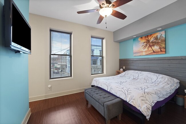 Building Photo - 334 Broad St