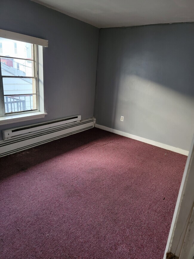 Building Photo - 103 N 3rd St