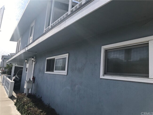 Building Photo - 111 19th St