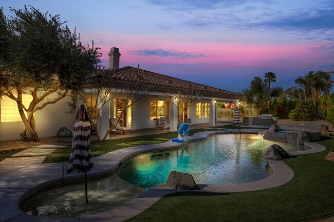 Building Photo - 49392 Hohokam River St