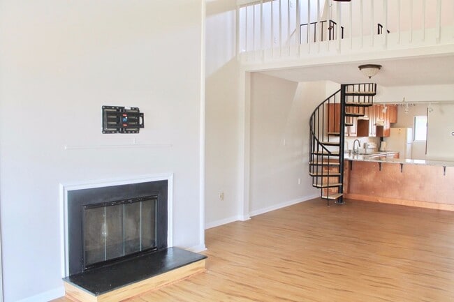 Building Photo - For Rent! Right on the Lynnhaven Inlet!