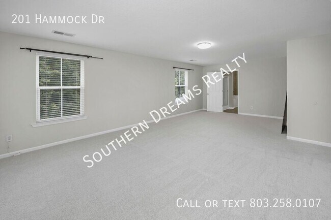 Building Photo - 201 Hammock Dr