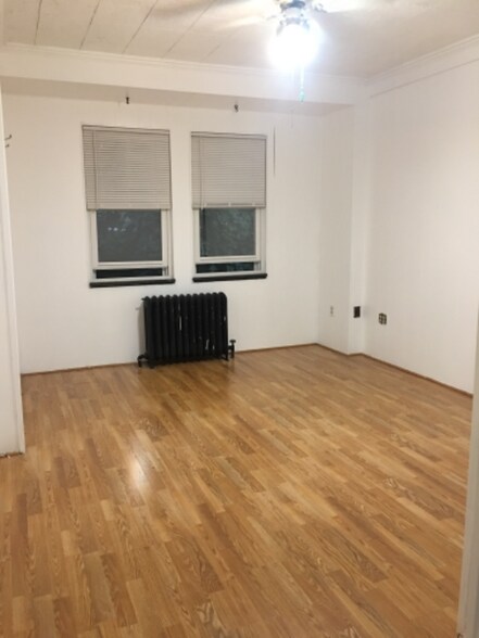 Building Photo - 2279 Shady Ave