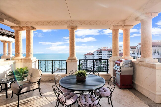 Building Photo - 7482 Fisher Island Dr