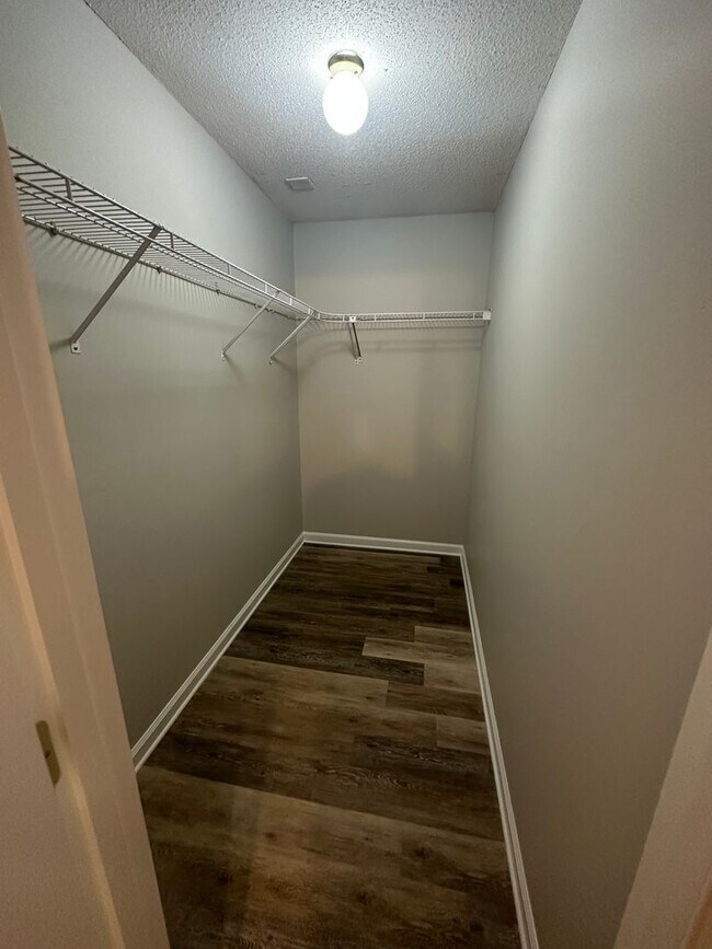 Building Photo - Cute 2 Bed 2.5 Bath House Near MTSU!