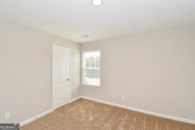 Building Photo - 301 Augusta Woods Dr