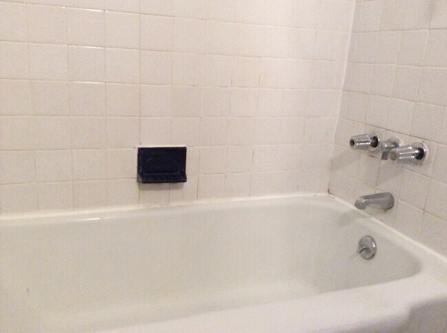 Building Photo - 146 Daniel Low Ter