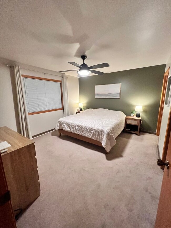 Building Photo - Large 3 bedroom available soon!