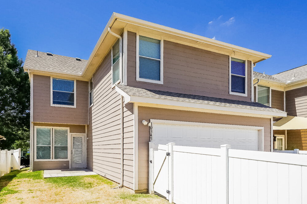 Building Photo - 10345 Nantucket Dr