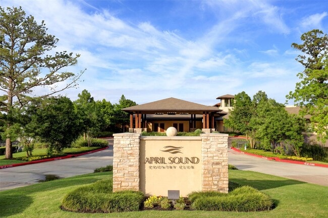 Building Photo - 112 Harbour Town Dr