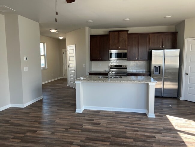 Building Photo - 2120 Birch Mountain Run