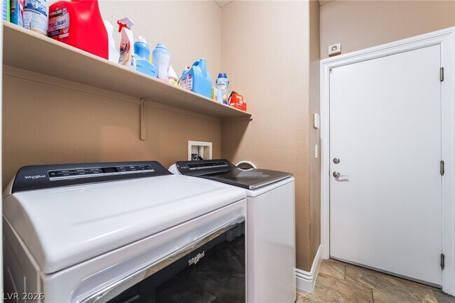 Building Photo - 5581 Exotic Rosette Ave