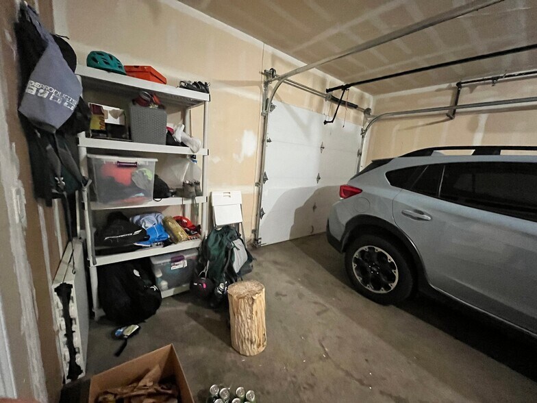 Building Photo - 2910 Wyandot St