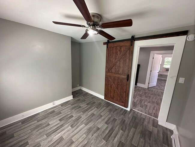 Building Photo - COMING SOON! 3 Bedroom House and 2 bath in Gastonia