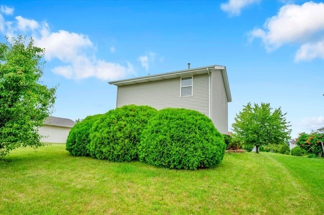 Building Photo - 6621 Samantha Ln