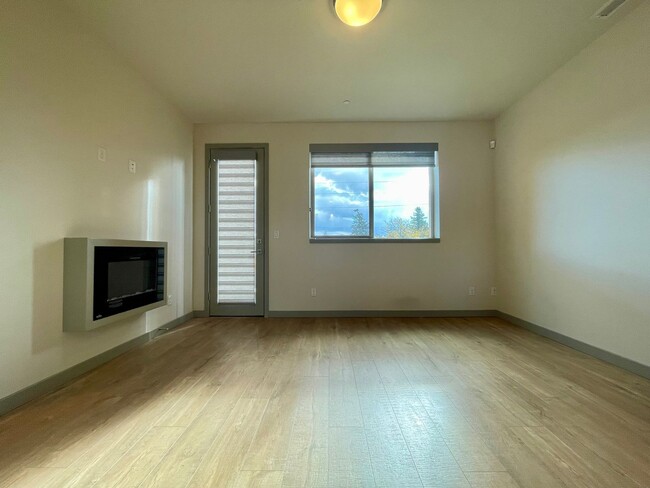 Building Photo - Fantastic 2 Bed 1 Bath - N. Portland - Arb...