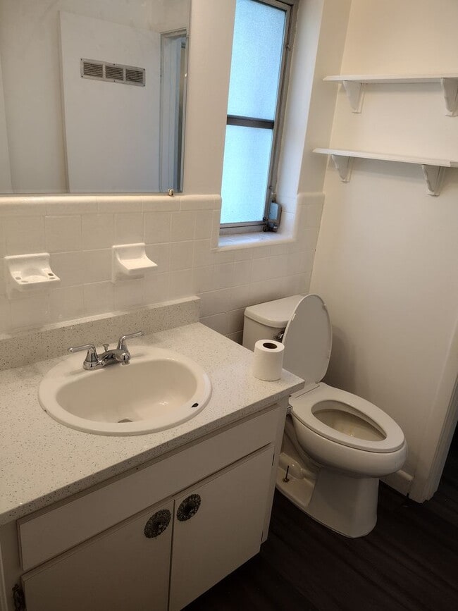 Building Photo - 7145 Fireside St
