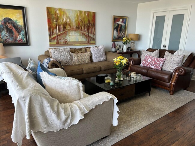 Building Photo - 18031 Biscayne Blvd