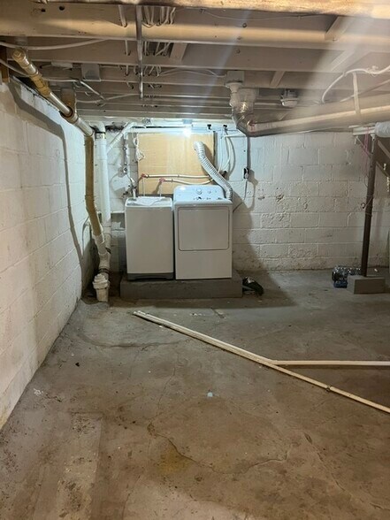 Basement - 633 S Terrace Ave