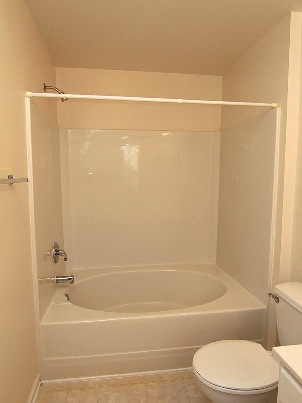 Building Photo - Spacious South Durham Townhouse!