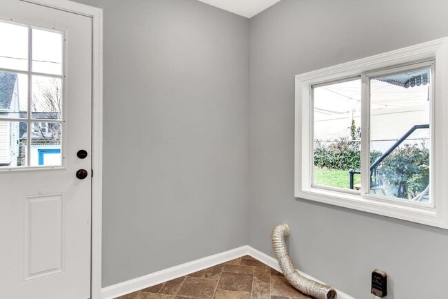 Building Photo - Coming Soon - Charming 3 Bedroom, 1.5 Bath...