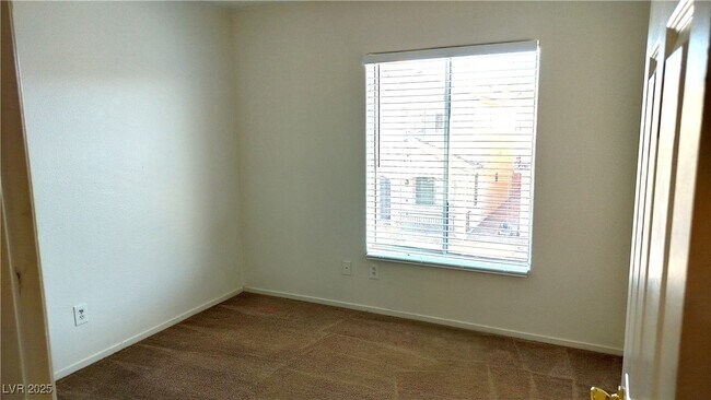 Building Photo - 6782 Granite River Ln