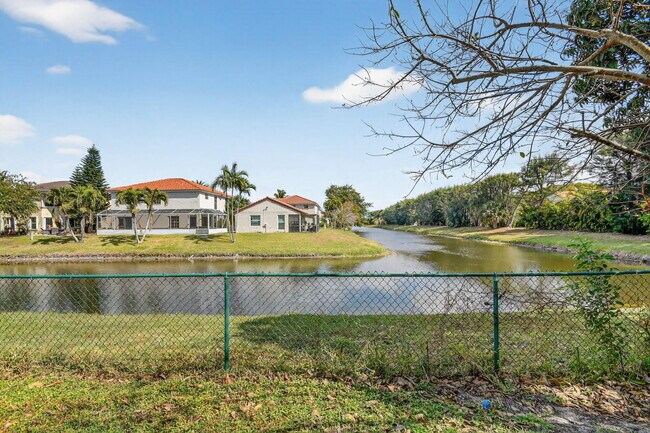 Building Photo - 1856 Capeside Cir