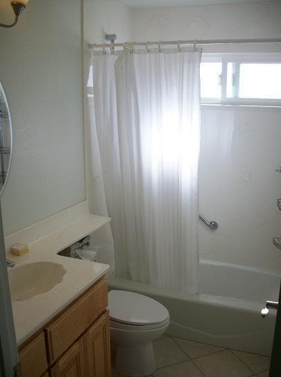 Building Photo - Adorable Upgraded Condo Near Downtown