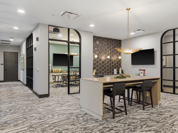 Building Photo - 250 McHenry Rd