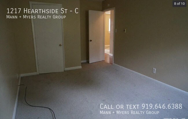 Building Photo - 1217 Hearthside St