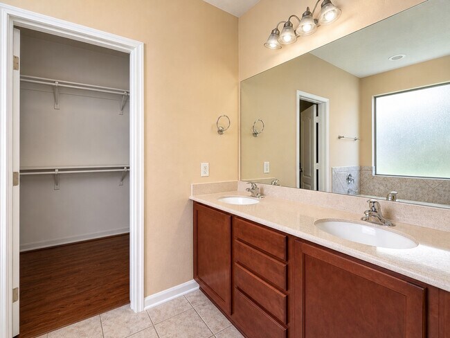 Building Photo - 26210 Riley Glen Dr