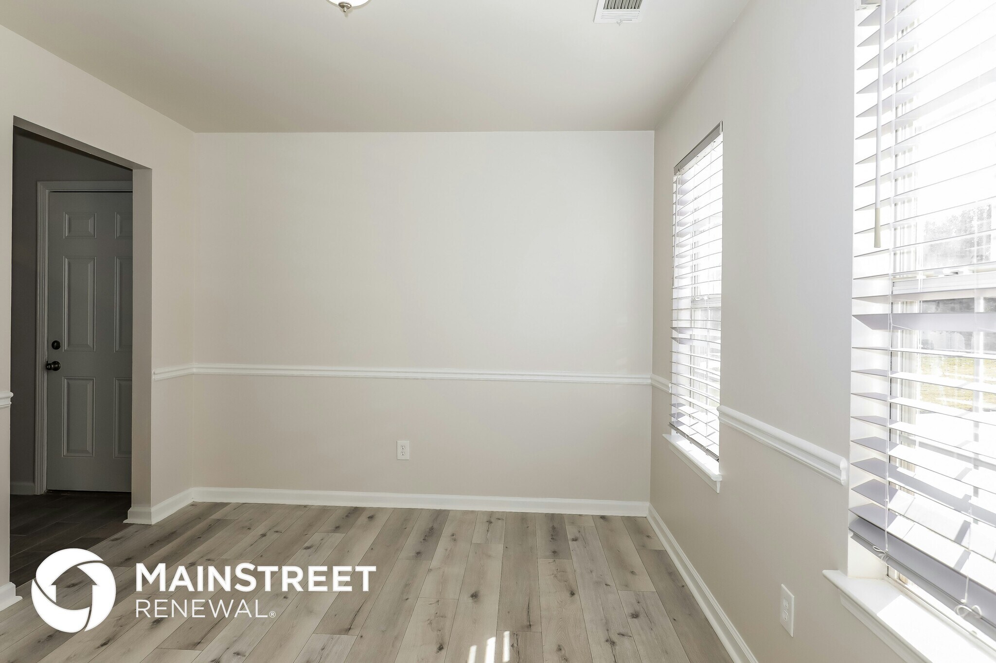 Building Photo - 1055 Field View Dr