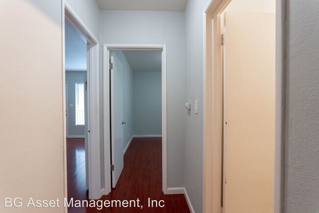 Building Photo - 1525 Alcatraz Ave