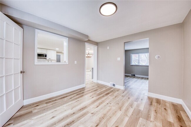 Building Photo - 2158 Reis Run Rd