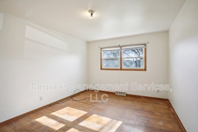 Building Photo - 4903 Camden Rd